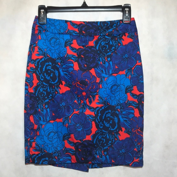 Ann Taylor Dresses & Skirts - Ann Taylor Petite Pencil Skirt Size 00P